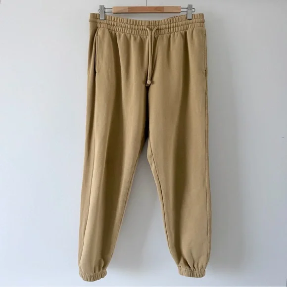 Aritzia TNA CozyAF Fleece Joggers Beige High Rise Sweatpants Size L - Picture 2 of 9